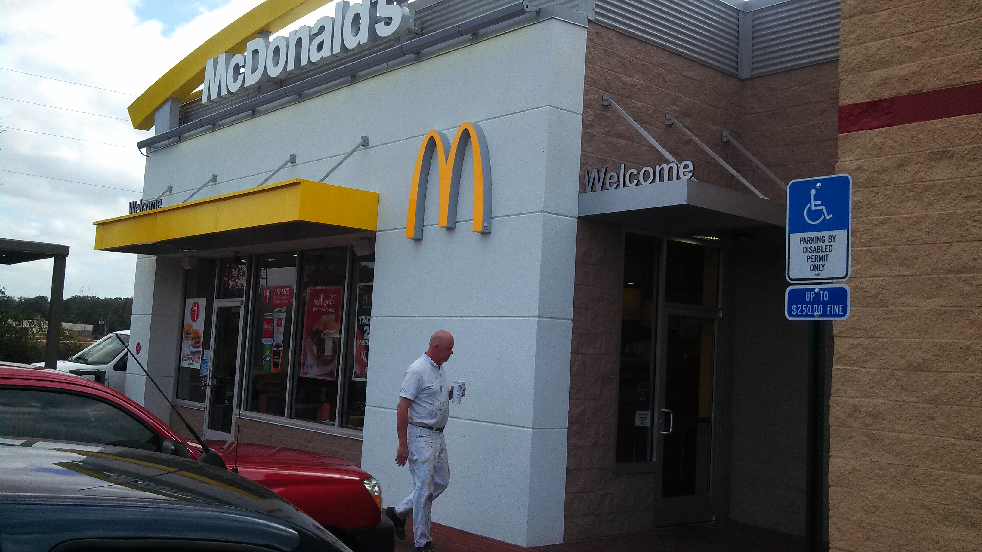 Completed McDonald\'s in Branford FL. Preferred Painters was the painting contractor to paint the interior and exterior of the restaurant and the adjacent department store as well.